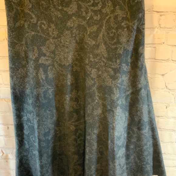 Ann Taylor Wool Paisley Print Skirt - Picture 2 of 4